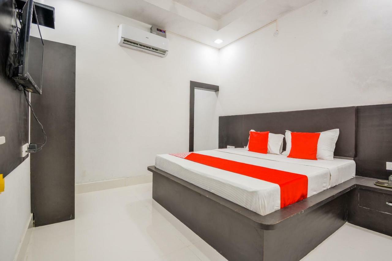 Oyo 43505 Hotel The White House Hisar Exterior photo