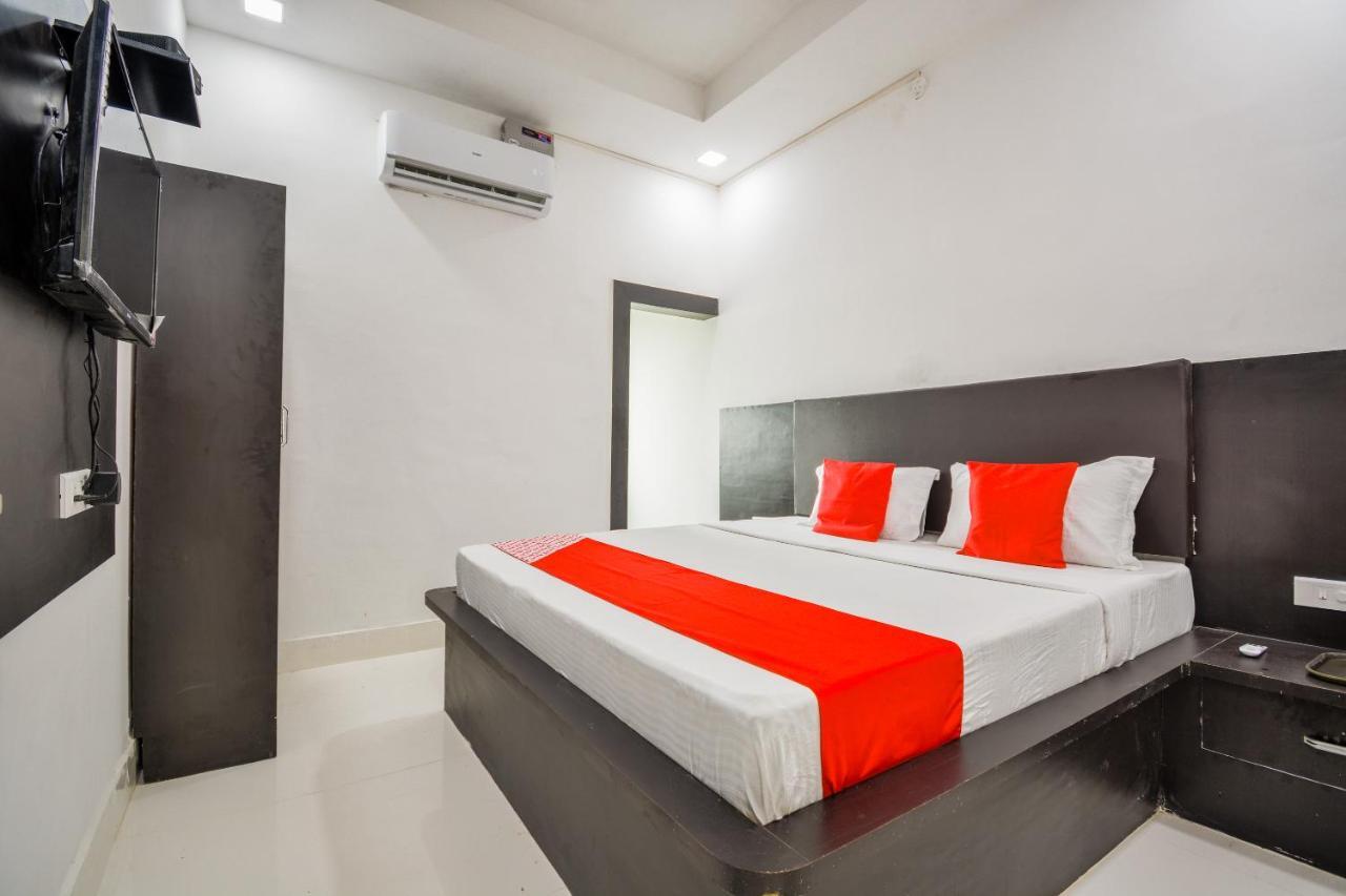 Oyo 43505 Hotel The White House Hisar Exterior photo